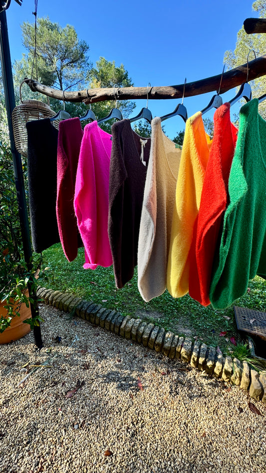 Pull Sans Manches Col V Femme