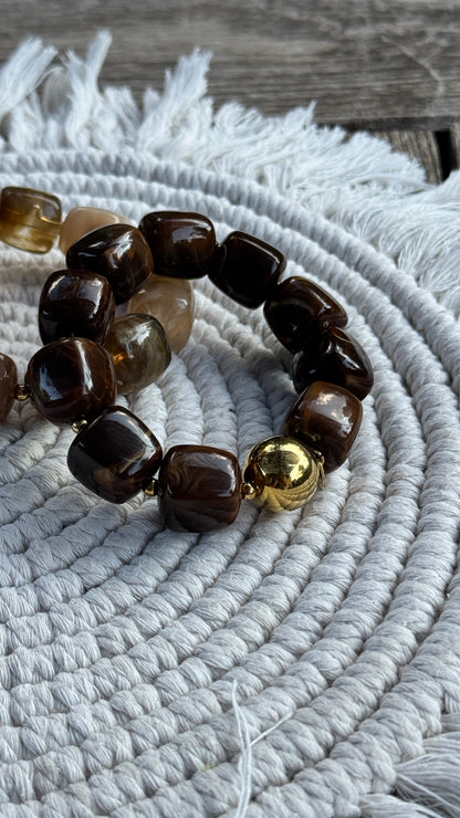 Bracelet grosses perles carré en résine