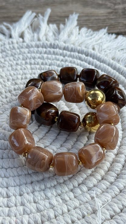 Bracelet grosses perles carré en résine