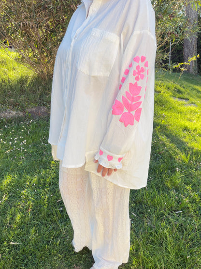 Chemise coeur brodé